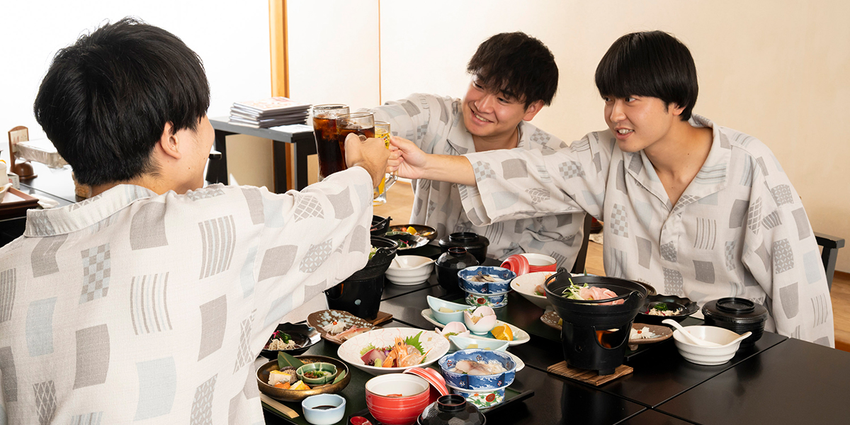 ニューびわこホテル